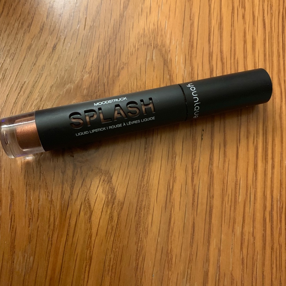 Younique Splash Liquid Lipstick